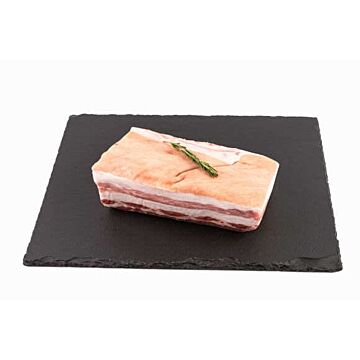 Iberico-buikspek-met-zwoerd