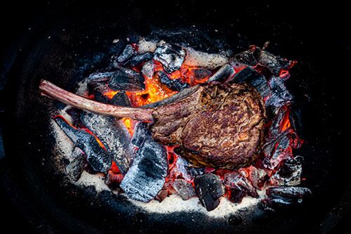 Tomahawk Around the World main product photo