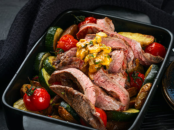Cowboy butter met gegrilde flank steak 