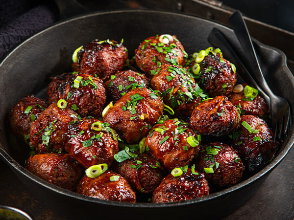 Oranje Moink Balls met sinaasappel BBQ saus 