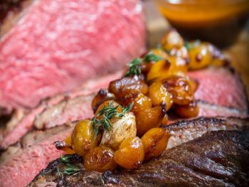 Santa Maria Style Tri-Tip met gegrilde groenten