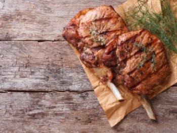 Gegrilde Karbonades met appel bourbon glazuur