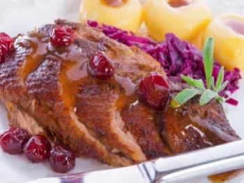 Gemarineerde eendenborst met chilisaus