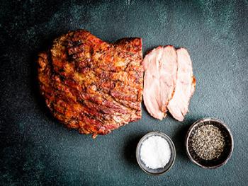 Iberico Cabecero met verse kruiden en geroosterde knoflook
