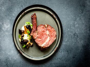 Angus Rib Rack met Tijmjus