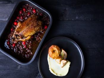 Stoofpot van wilde eend