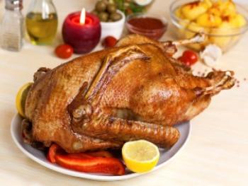 Tender filled goose with port sauce